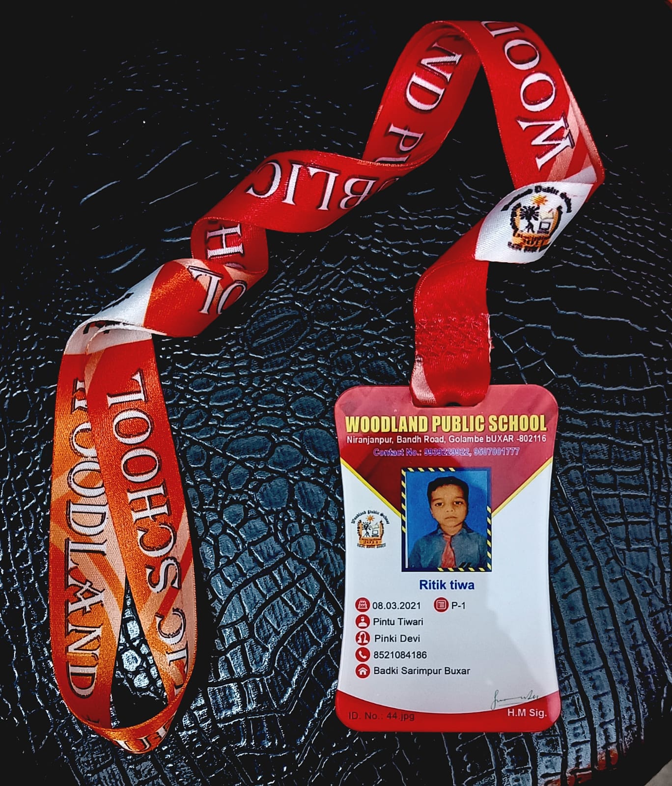 ✨ Premium Acrylic ID Card Available 🪪  📌 स्कूल, कॉलेज, ऑफिस एवं संस्थानों के लिए आकर्षक Acrylic ID Card 💎 मजबूत • वाटरप्रूफ • प्रोफेशनल लुक 🎨 Custom Design & Printing Available 📲 QR Code के साथ Smart ID Card भी उपलब्ध